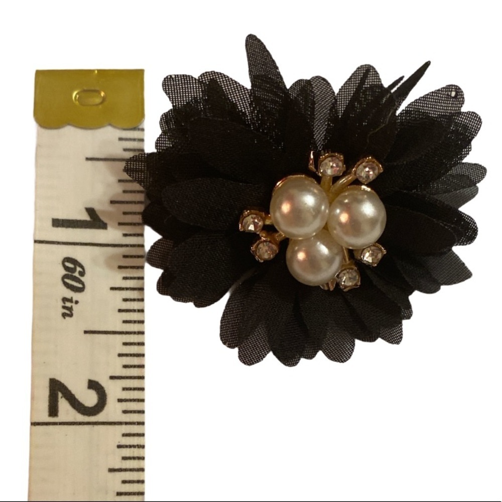 Black big petal floral tulle with faux‎ pearls post back women OS - Picture 6 of 7